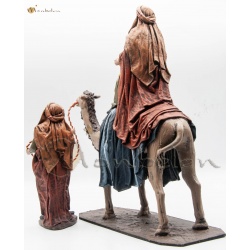 Reyes a camello con pajes en barro lienzado